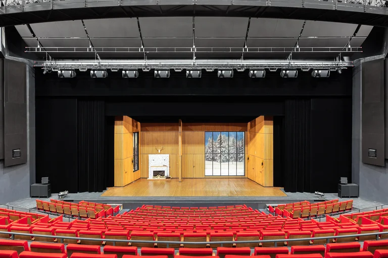 First NUMAX Deployment at Théâtre Nanterre-Amandiers 
